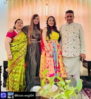 isha negi family picture