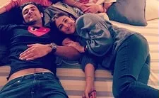 kunal kapoor with sister geeta rattan