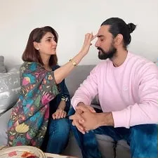 kunal kapoor with sister reshma jani