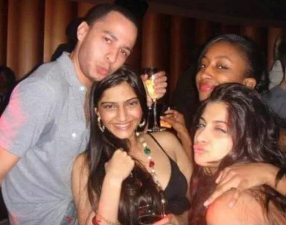 sonam kapoor drunk at a party