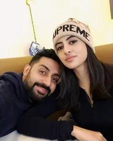 abhishek bachchan with niece navya naveli nanda