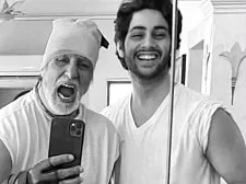 amitabh bachchan with grandson agastya nanda