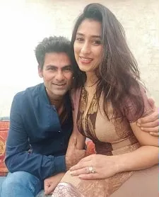 mohammad kaif with wife pooja kaif