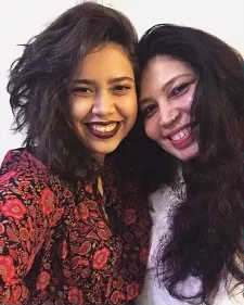 muskkaan jaferi with mother nazima