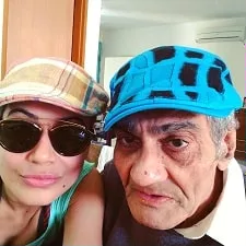 payal rohatgi with her father shashank rohatgi