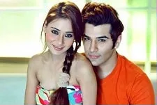 sara khan with paras chhabra
