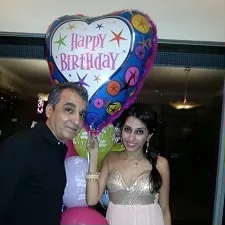 anissa malhotra jain with father sanjeev kumar malhotra