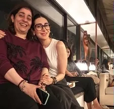 karishma kapoor with cousin natasha nanda