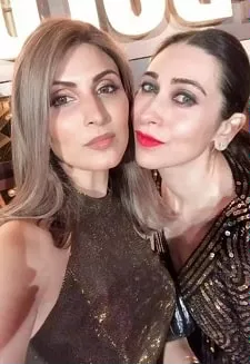 karishma kapoor with cousin ridhima kapoor sahni