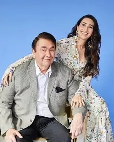 karishma kapoor with father randhir kapoor