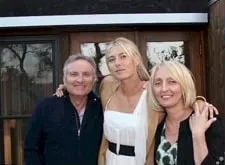 maria sharapova with her parents yuri and yelena