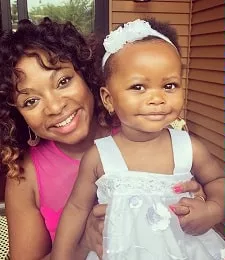 naturi naughton with her daughter zuri