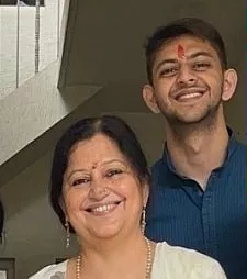 rajni kharbanda with son jaiwardhan kharbanda