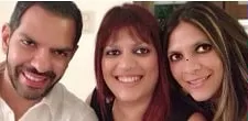 sunjay kapur with sisters mandhira koirala and superna motwane