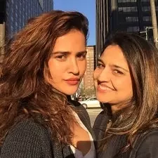 aisha sharma with sister reetika sharma