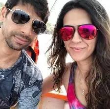 ashish nehra with wife rushma nehra