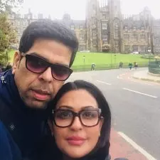 ashwini kalsekar with husband murli sharma