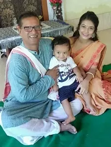 deeplina deka with father babul deka