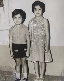divya bharti and kunal bharti childhood picture