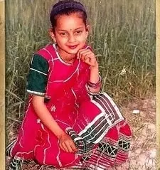 kangana ranaut childhood picture