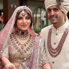 kanika kapoor and gautam hathiramani marriage picture
