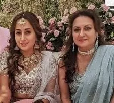 natasha dalal with mother gauri dalal aka camelia dalal