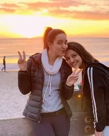 neha sharma with sister reetika sharma