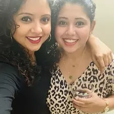 preethi narayanan with sister shruthi narayanan
