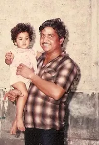rasika agashe childhood picture with father anil agashe