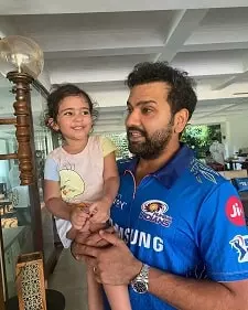 rohit sharma with daughter samaira sharma