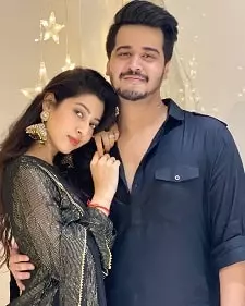sonarika bhadoria with brother harsh bhadoria