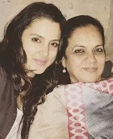 tanya deol with mother marlene ahuja