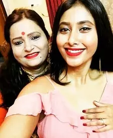 ashlesha rahule with her mother jyoti rahule