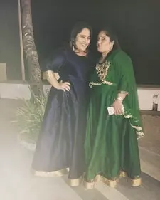 deepika khanna with mother rakhi khanna