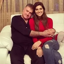 elnaaz norouzi with her father amir norouzi