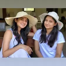 kanika mann with sister simran mann