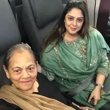 nagma with her mother shama kazi