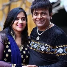 vijay ishwarlal pawar (vip) with his wife sangeeta pawar