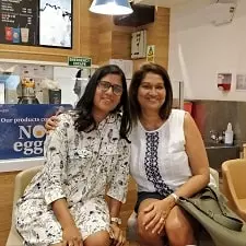 avril packard with her sister daphne raghuram