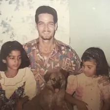 kamille kyla packard childhood picture with father and sister