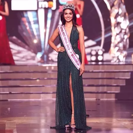 rubal shekhawat femina miss india 2022 1st runner-up