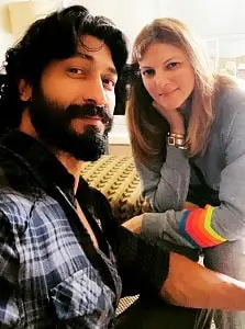 vidyut jammwal with girlfriend nandita mahtani