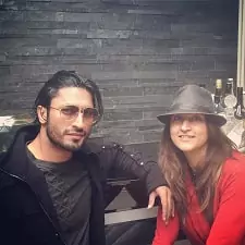vidyut jammwal with sister priyanka kapur