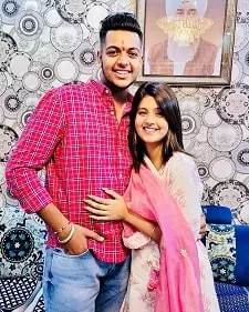 anjali arora with cousin brother vansh arora