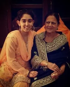 ira khan with grandmother zeenat hussain