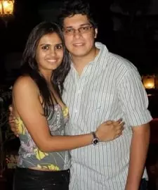 junaid khan with girlfriend sonam varma