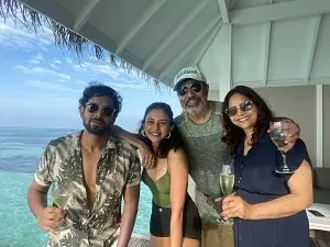 rakul preet singh with her family
