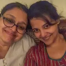 sanah kapur with her mother supriya pathak