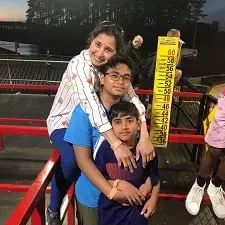 archana shinde keswani with her sons