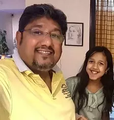 haril shukla with his daughter damia shukla